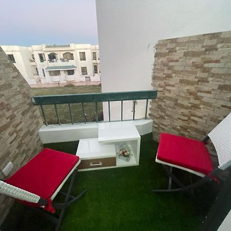 Naama Bay Apartment-Wifi Charm el-Cheikh Extérieur photo
